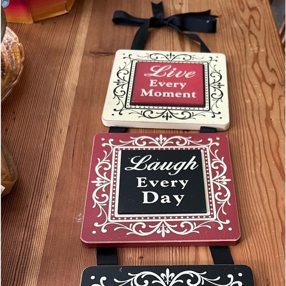 Other - Beautiful piece of hanging art